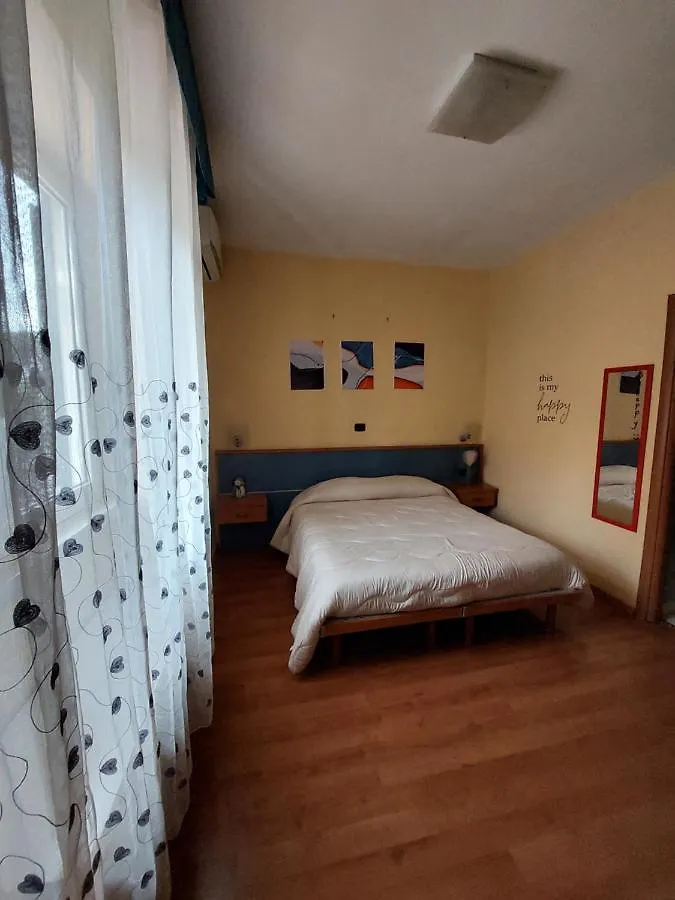Domus Cesare Apartment Naples Homestay